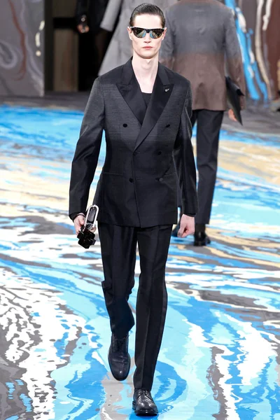 Look 40